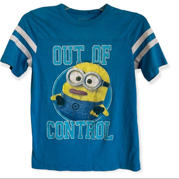 DESPICABLE ME 'OUT OF CONTROL' Minion T-Shirt, Size Medium - Picture 1 of 3